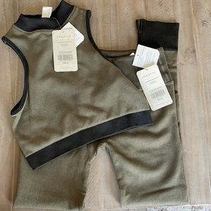 Fabletics Seamless Ribbed Olive Green Set
